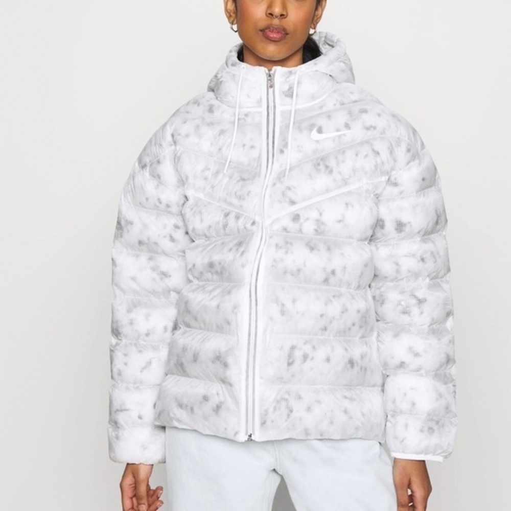 Nike Women’s Sportswear Synthetic Fill Ecodown Jacket size XS